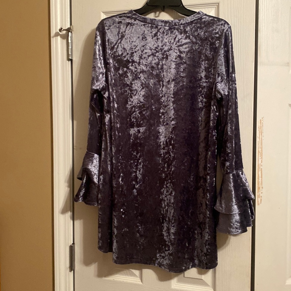 Blue/gray large velvet Sweet Pea top that can be worn as a mini dress.